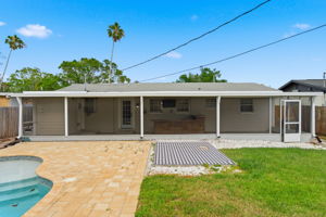 Rear Exteriors (14)