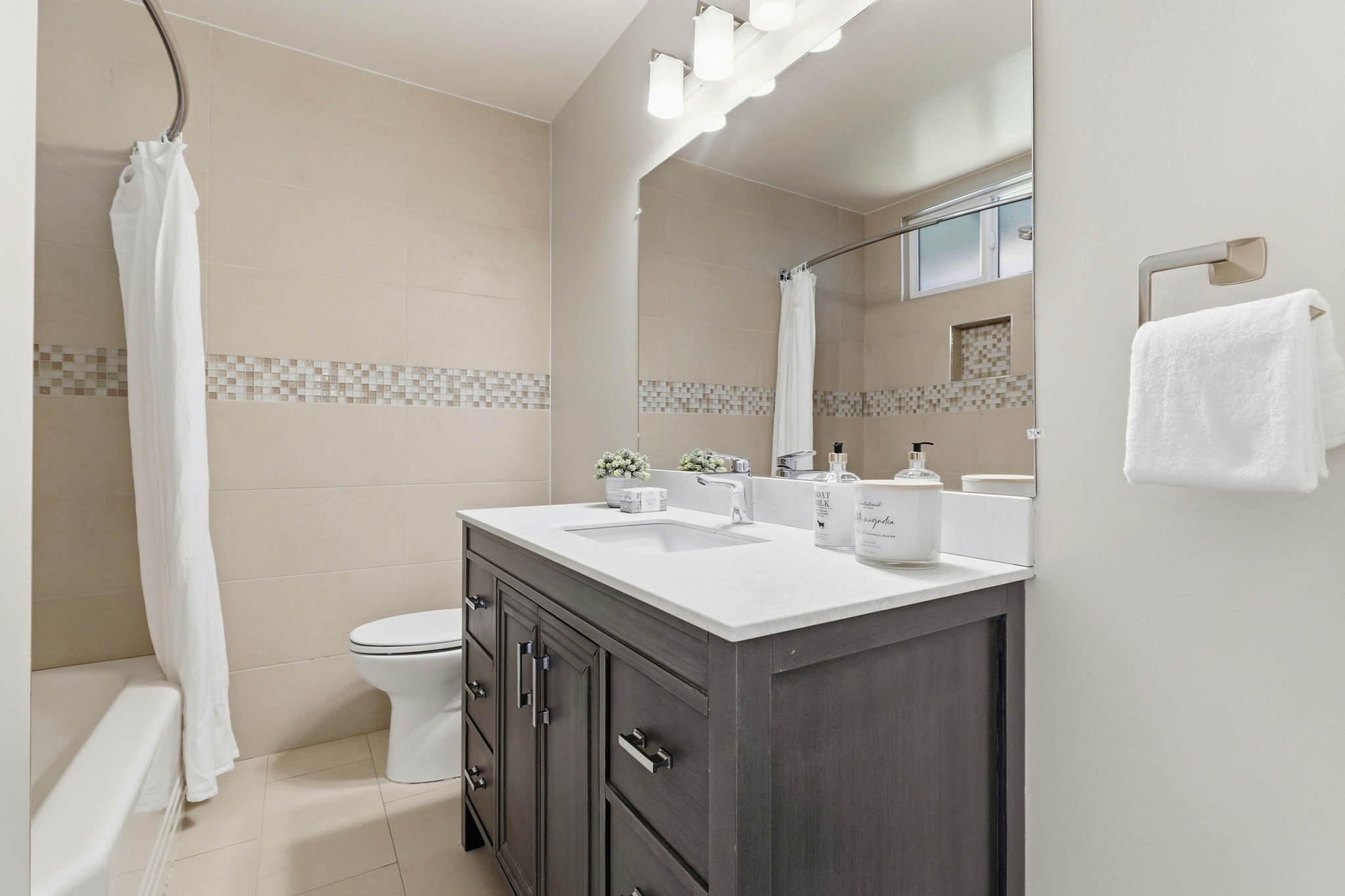 031_F8_4146 Frandon Ct