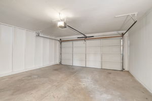 W Desert Hills Dr-023