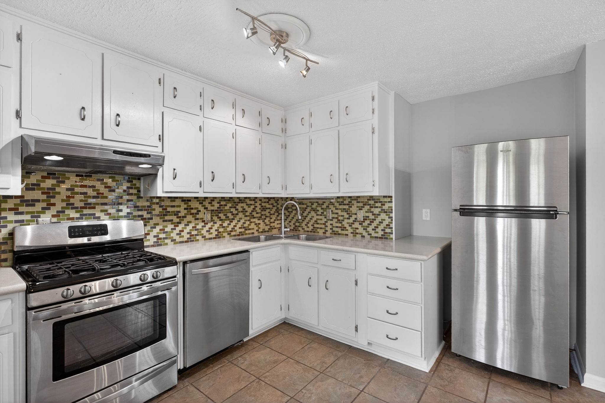 mppmedia4149silverhillct10