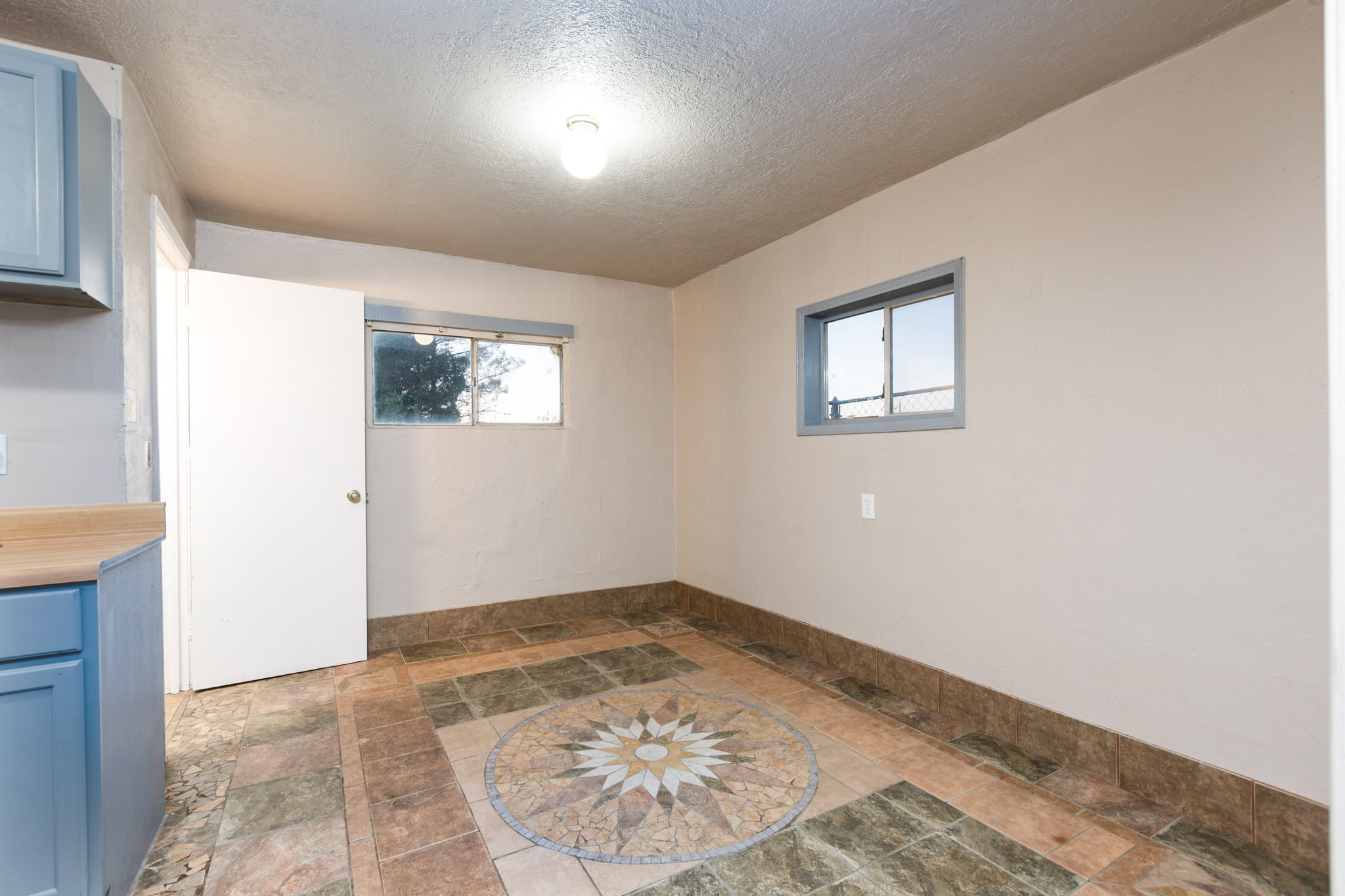 415 E Picacho Ave, Las Cruces, NM 88001 Snappin Homes