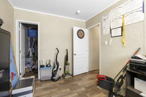  Photo 33