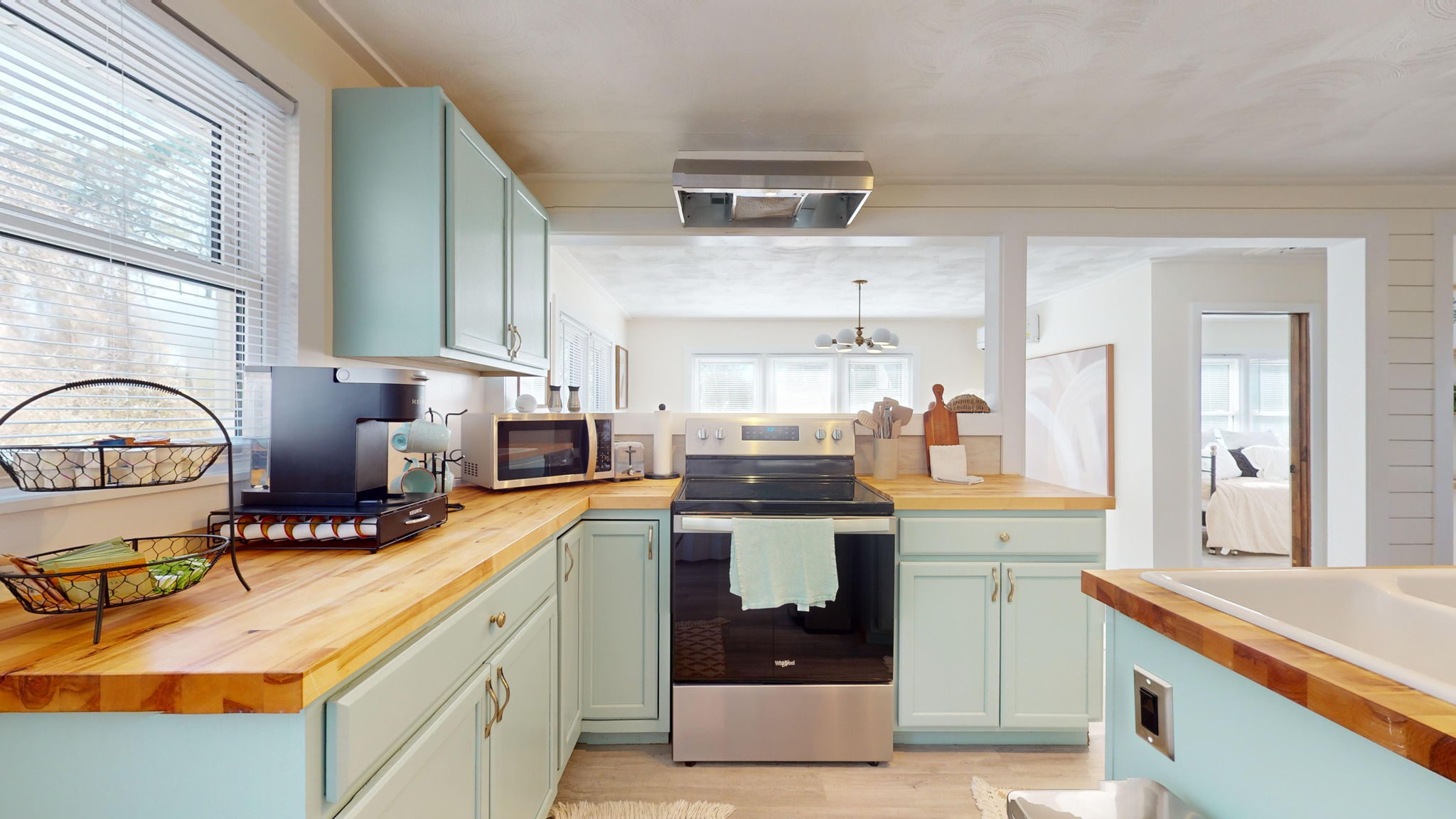 Unit A Fully Stocked Kitchen