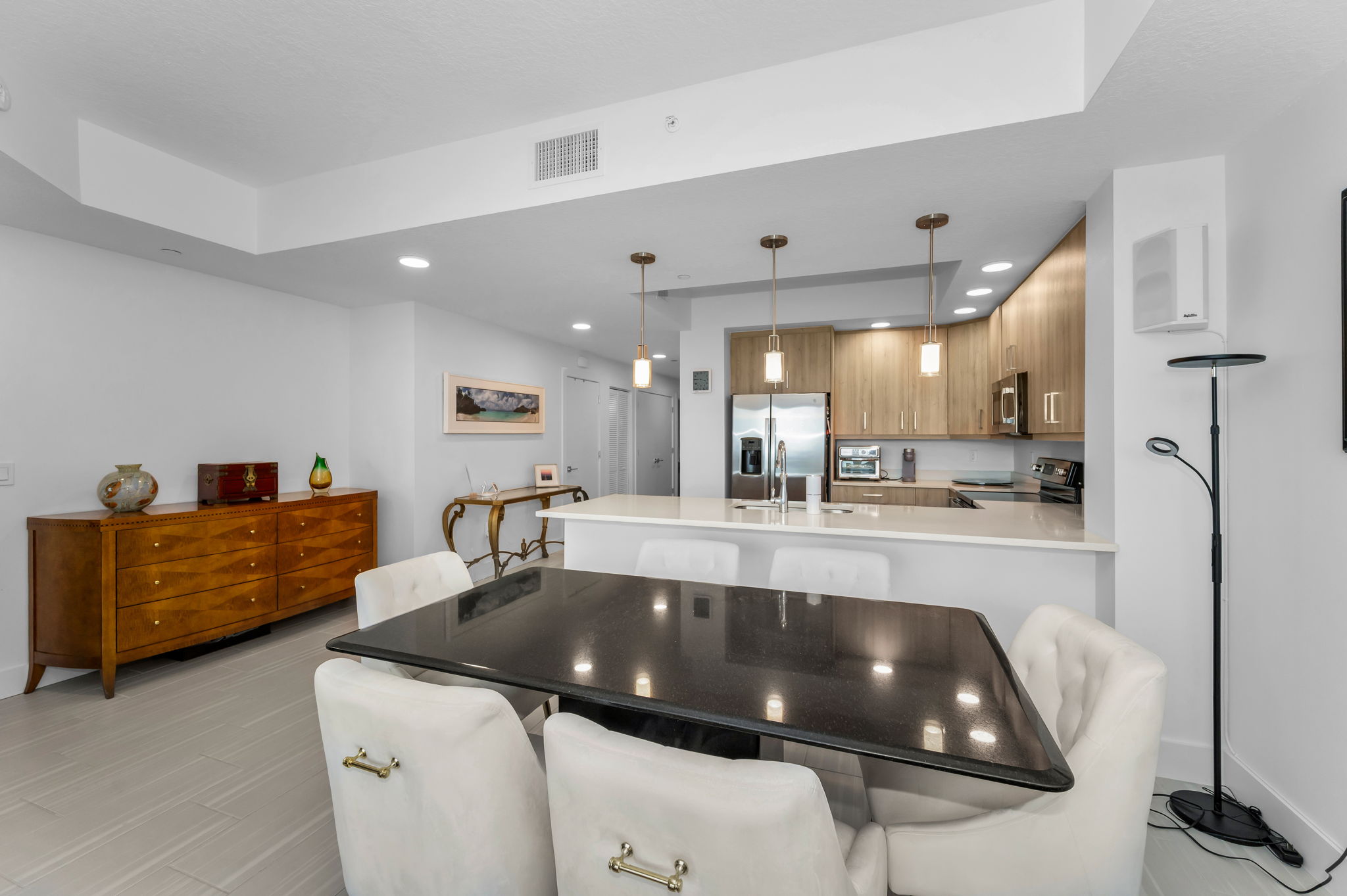 Dining Room3