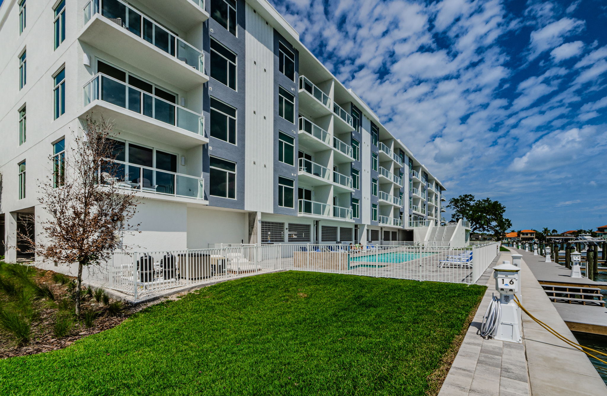 Back Exterior 1B