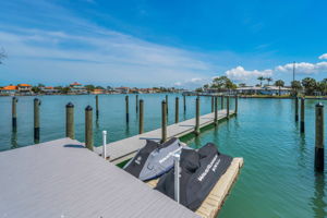 Docks2