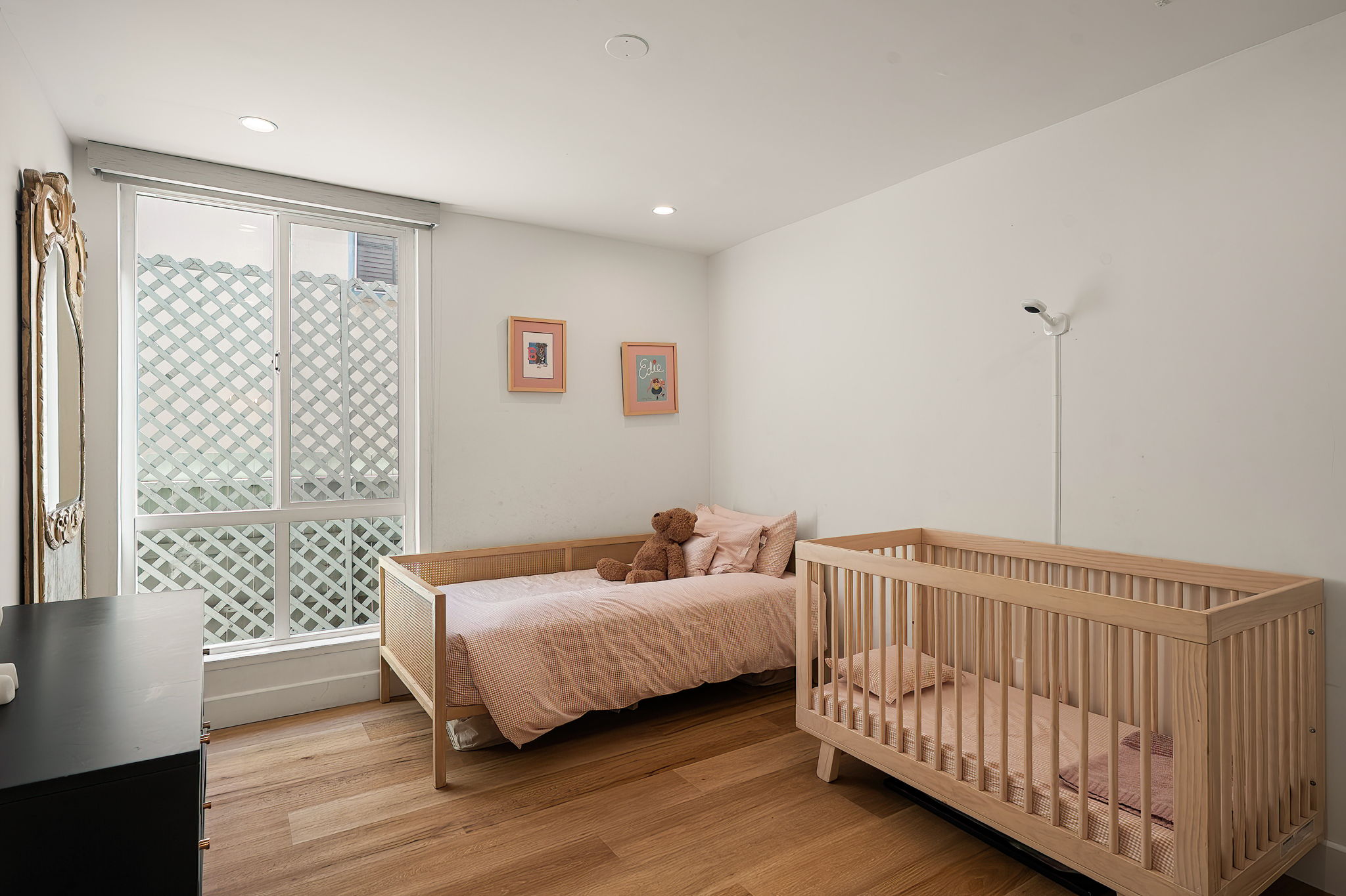 415 Montana Avenue 107-18