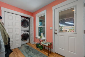 415-W-Barracuda-BL-Laundry