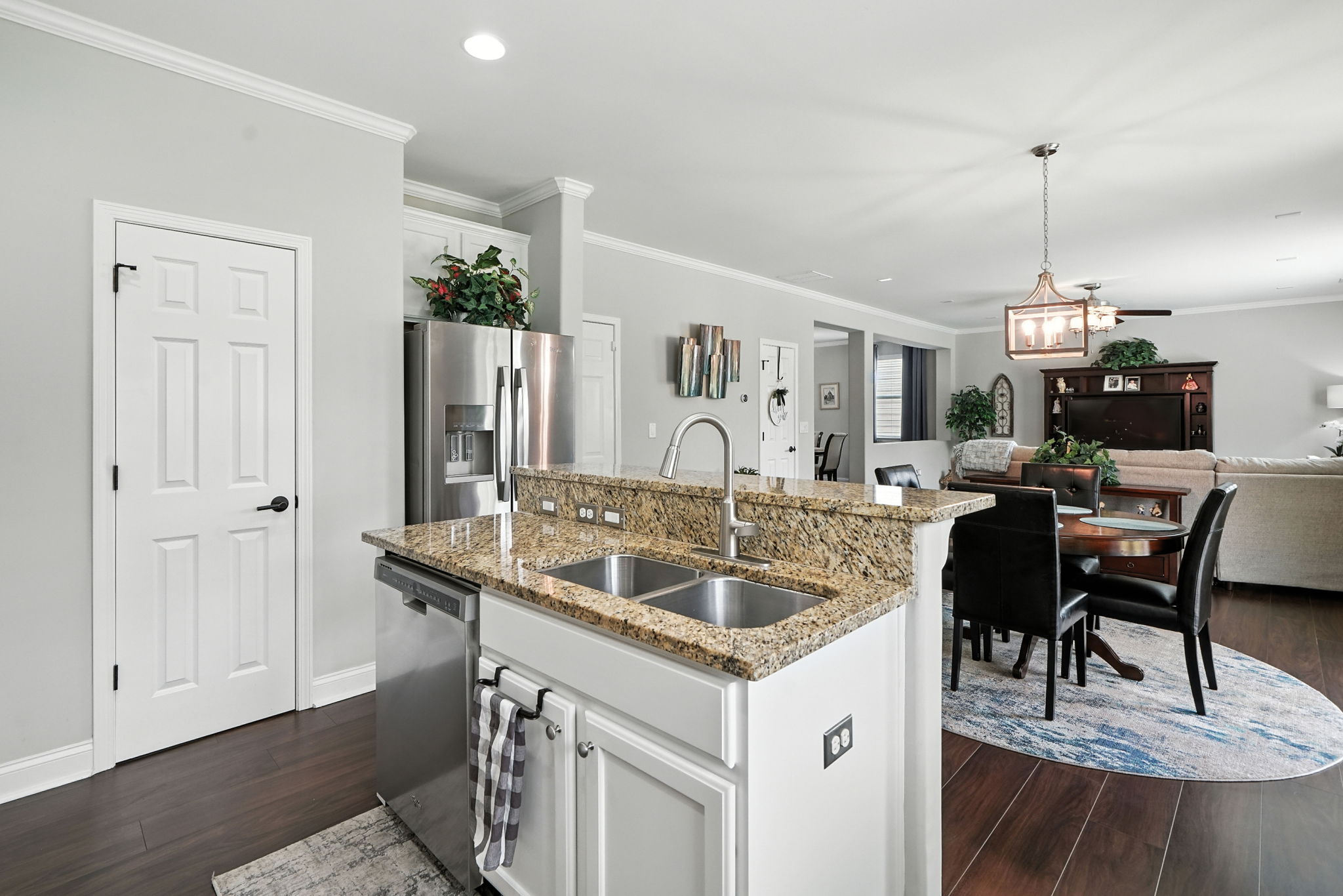 Kitchen/Breakfast Area
