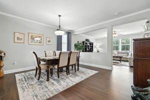 Foyer/Dining Room
