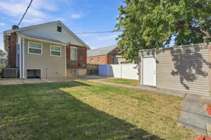  Photo 34