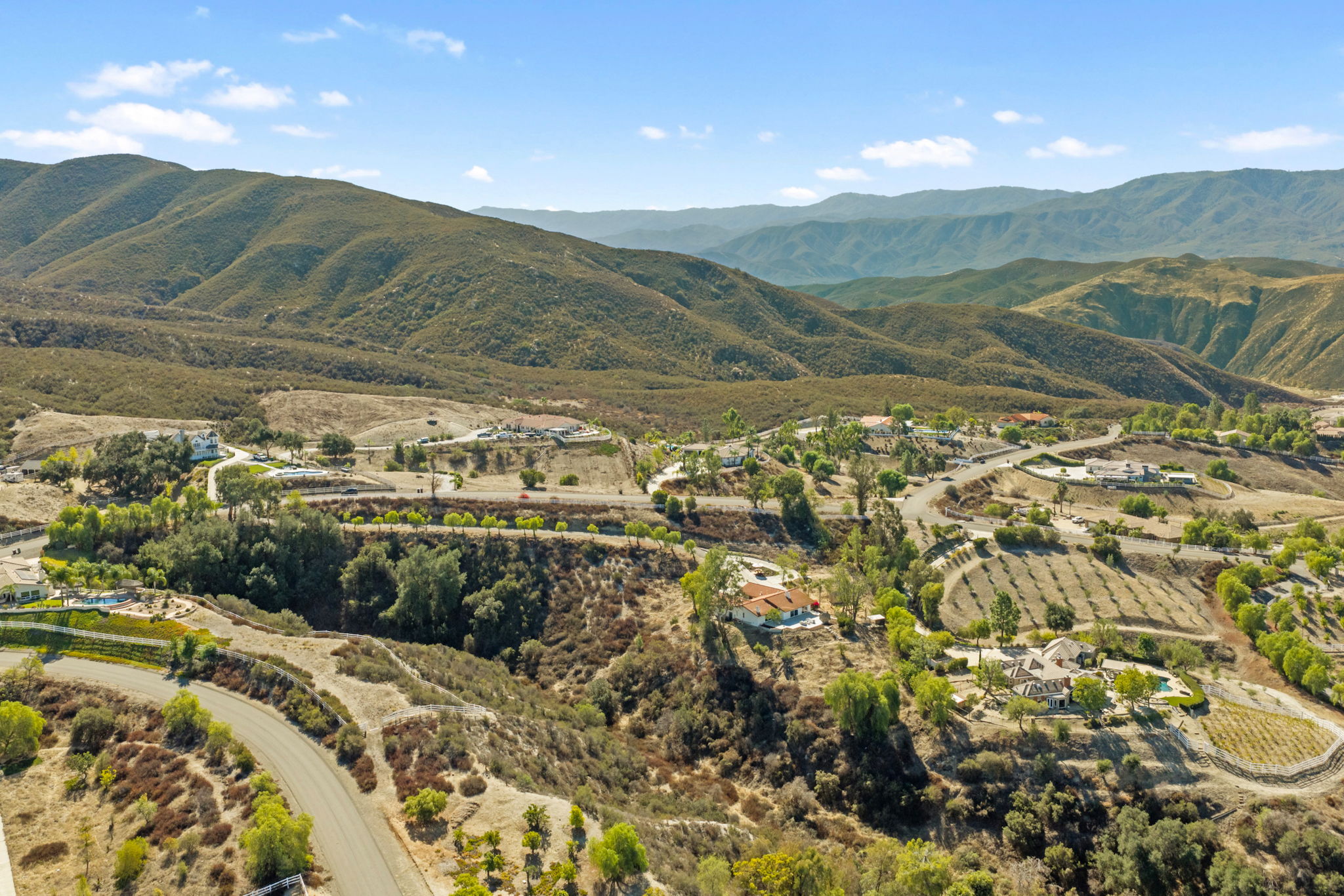  Photo 70