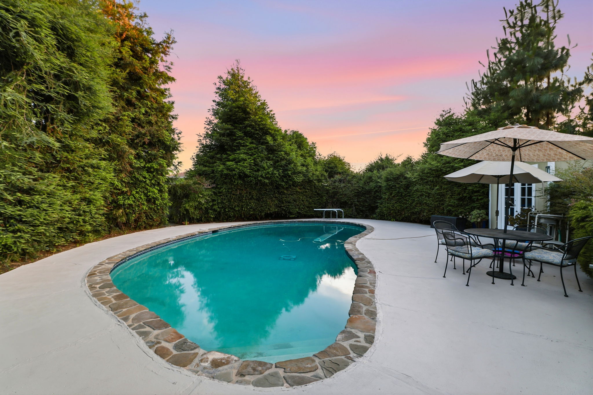 015_F8_TWILIGHT_41531 Fordham Ct