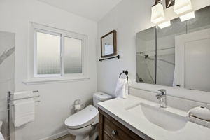  Photo 36
