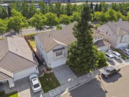  Photo 31