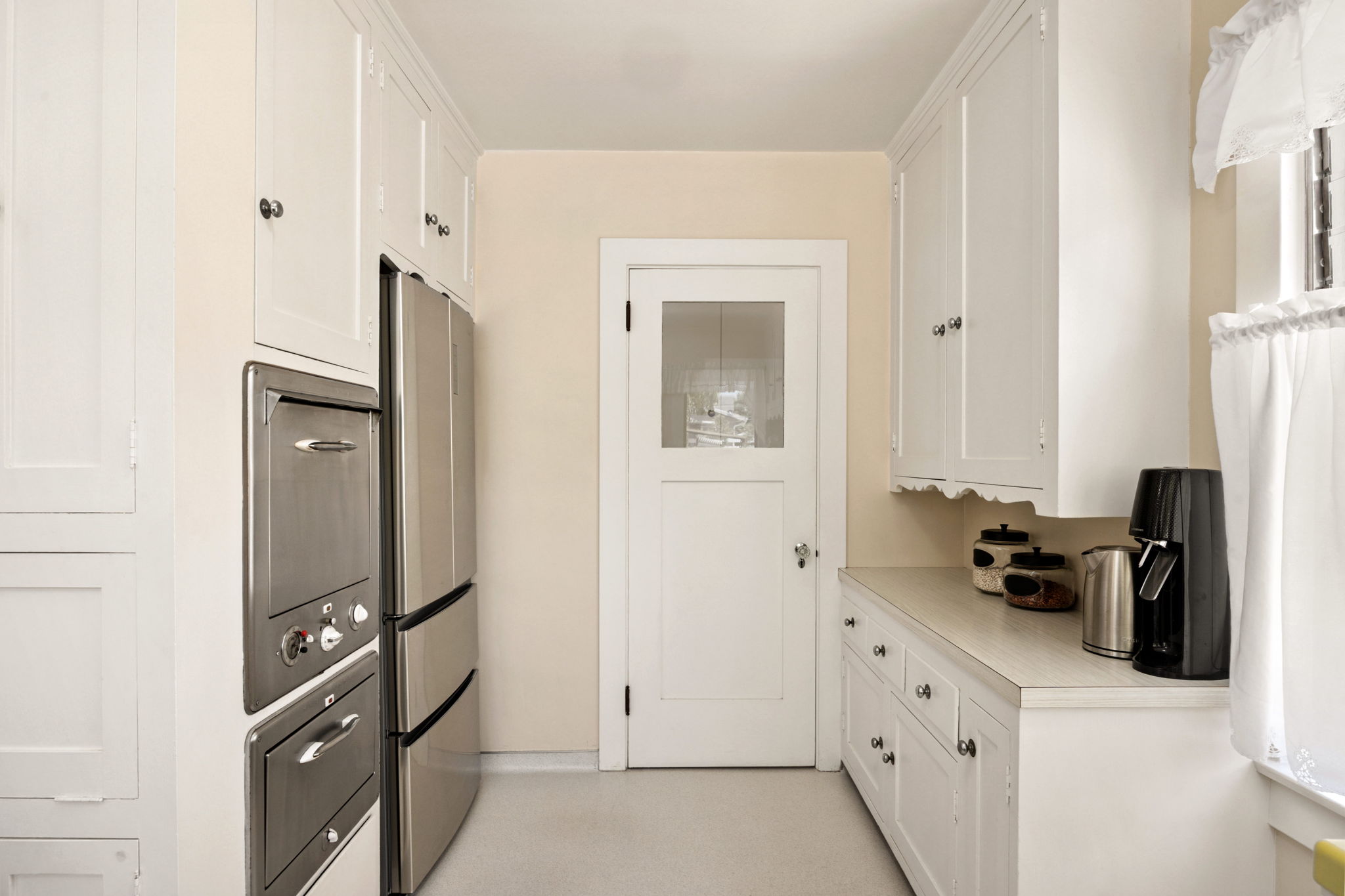 4155 Madison Avenue-19