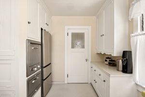 4155 Madison Avenue-19