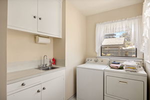 4155 Madison Avenue-20