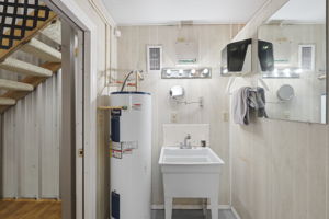  Photo 33
