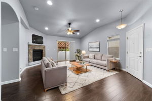 44-web-or-mls-Virtual Staging AI - VIBE4615 - October 29, 2024 11_55-2