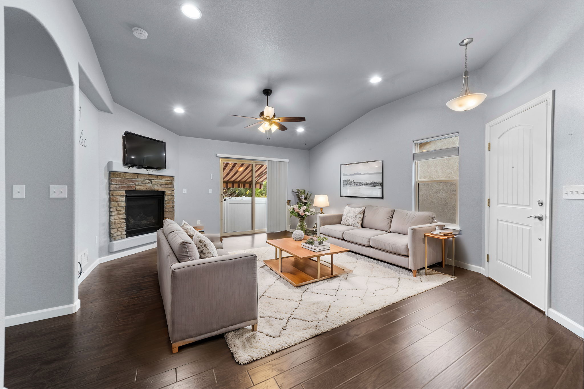 Virtual Staging AI - VIBE4615 - October 29, 2024 11_55-2