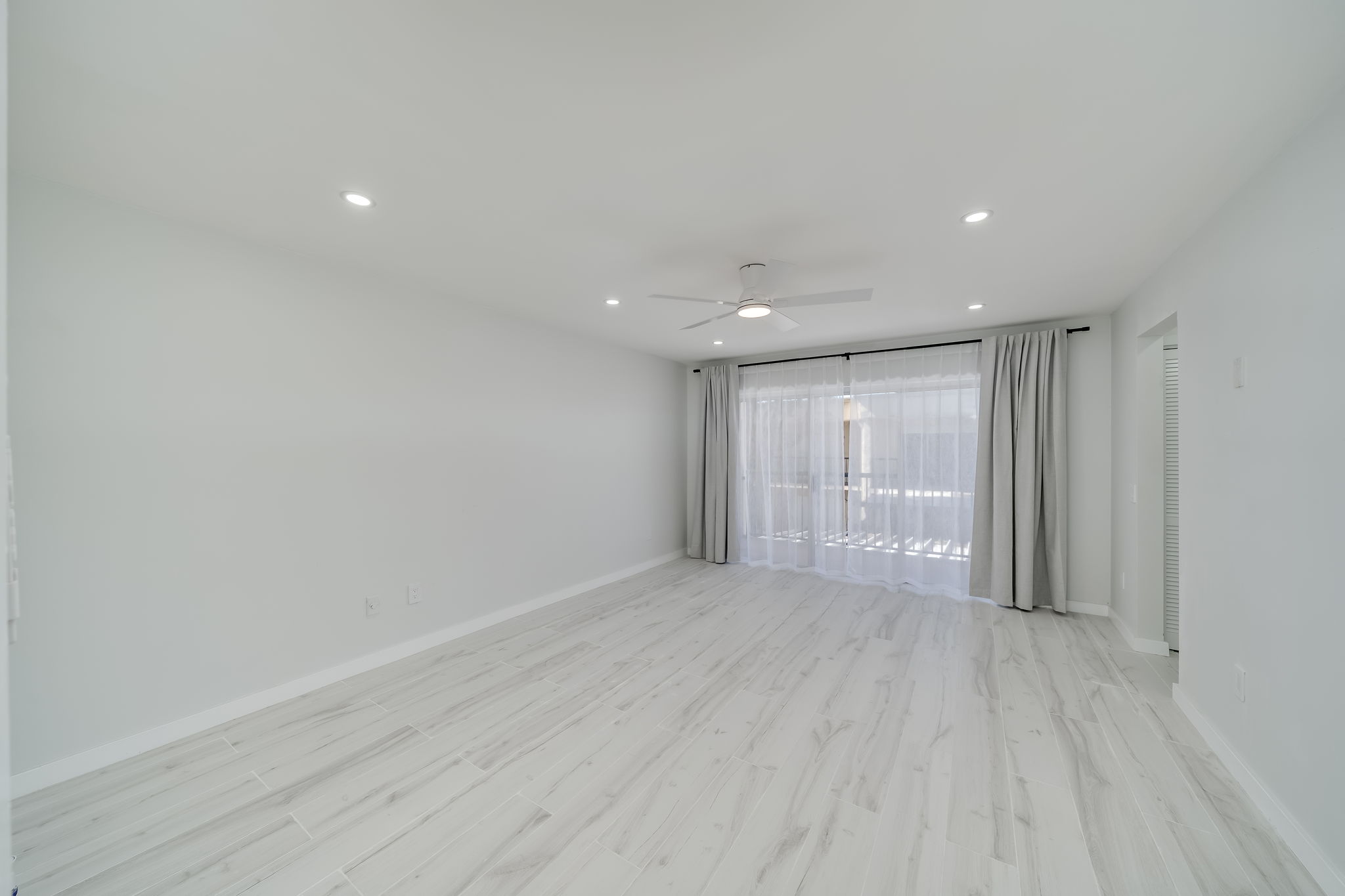 72 SE 6th Ave, Delray Beach, FL 33483, USA Photo 36