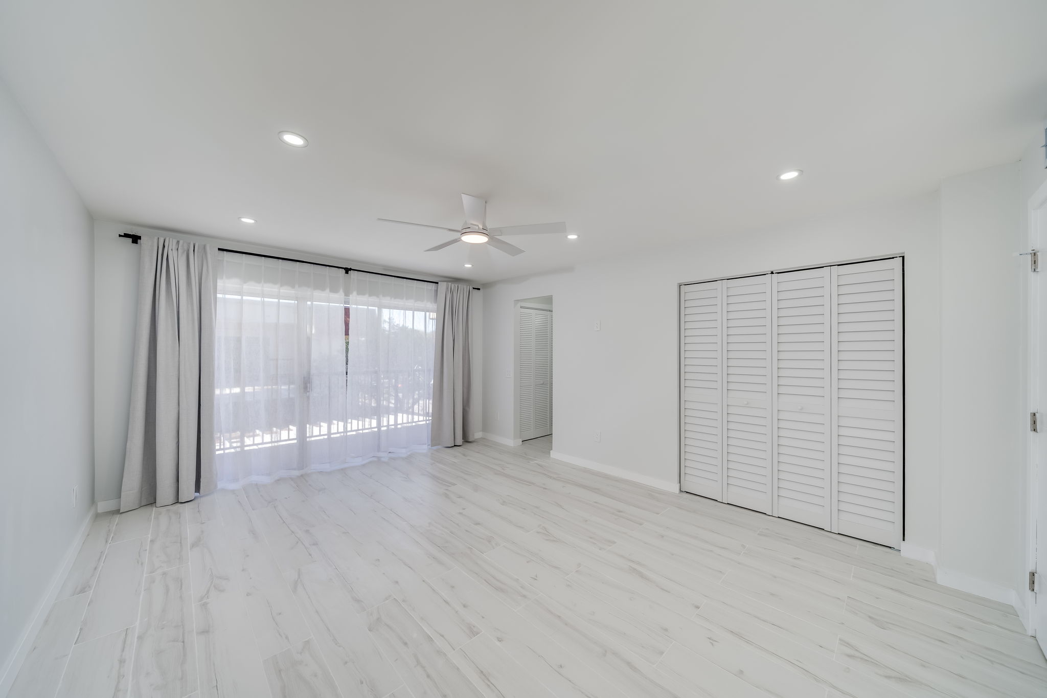 72 SE 6th Ave, Delray Beach, FL 33483, USA Photo 40