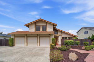 001_F8_4157 Isola Dr