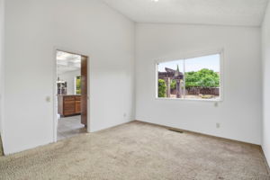 020_F8_4157 Isola Dr