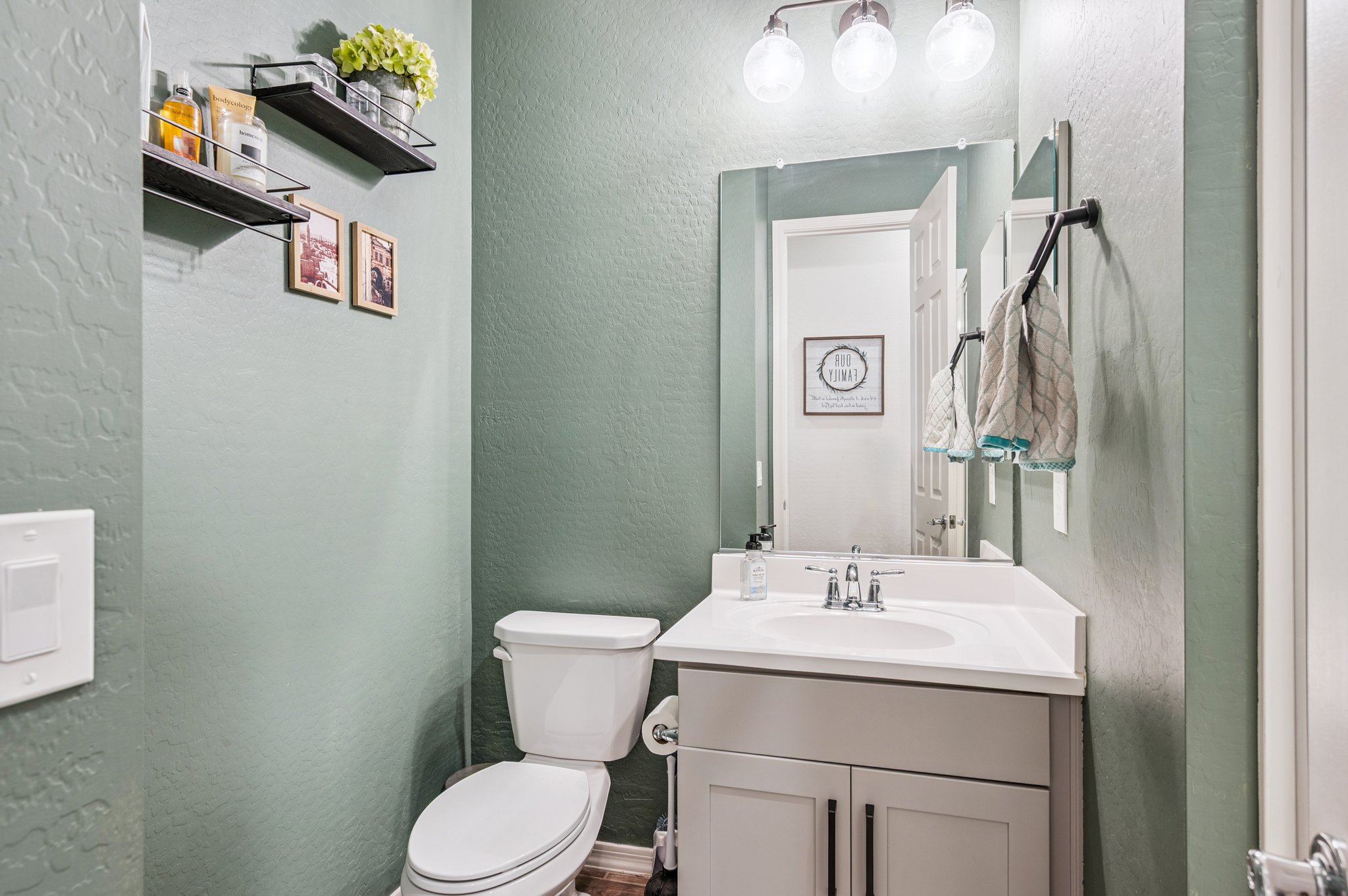 41574 W Cielo Ln - 030.jpg