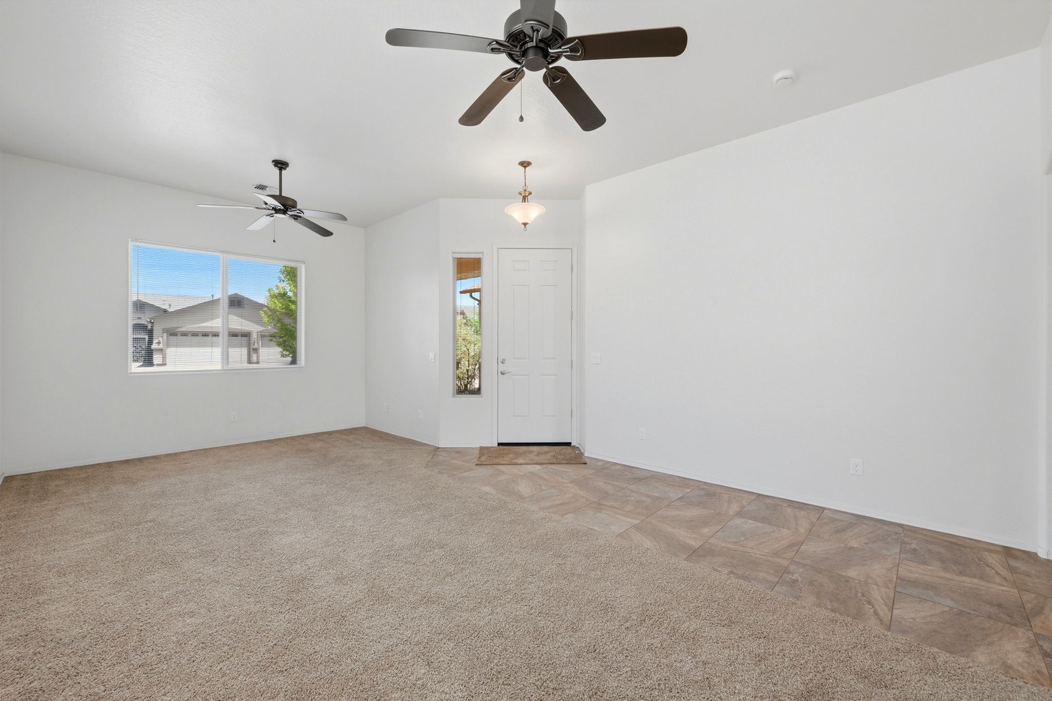 Living Room (3)