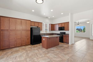 Kitchen (2)