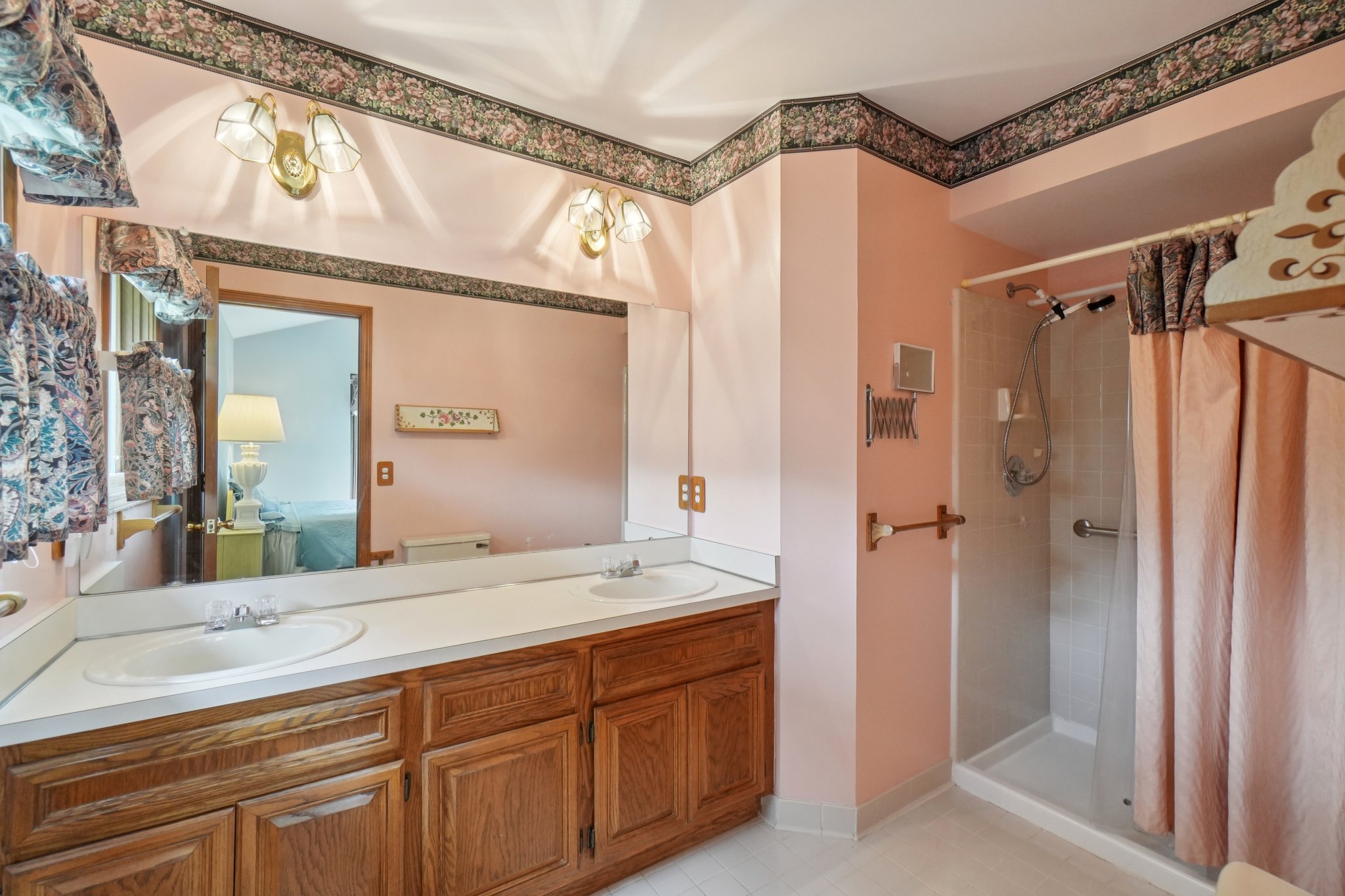 Red Oak Dr-S0907-020.jpg