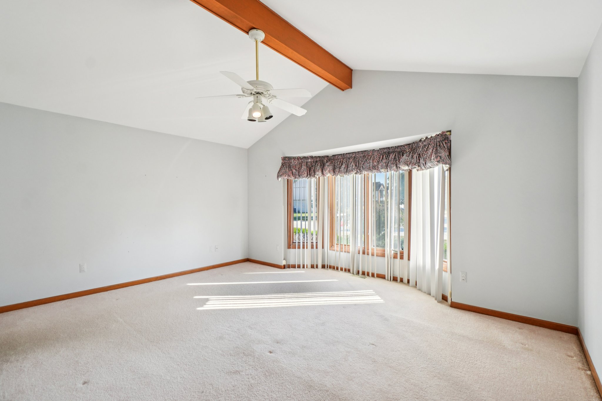 Red Oak Dr-S0610-029.jpg