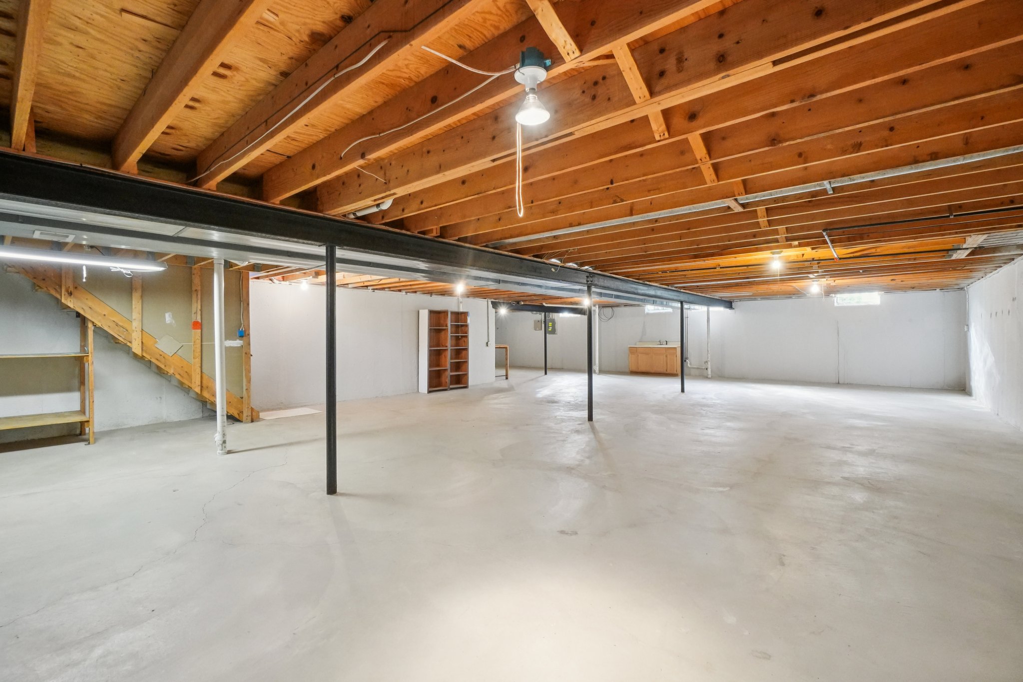 Red Oak Dr-S0610-035.jpg