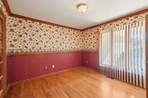 Red Oak Dr-S0610-017.jpg