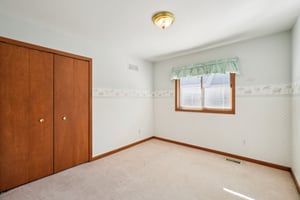 Red Oak Dr-S0610-024.jpg