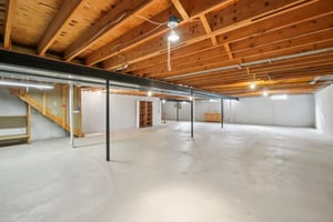 Red Oak Dr-S0610-035.jpg