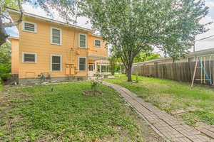  Photo 68