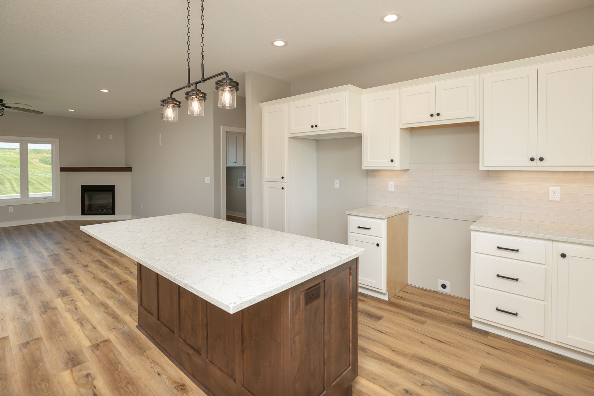 16-Kitchen
