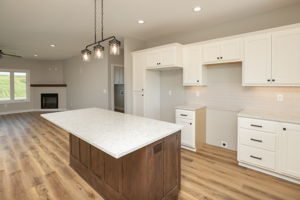 16-Kitchen