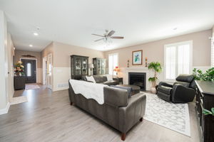 416 Colony Ridge Dr 011