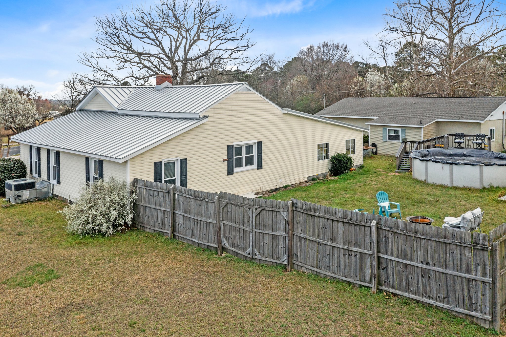 416 Crawford Rd, Coats, NC 27521, USA Photo 6