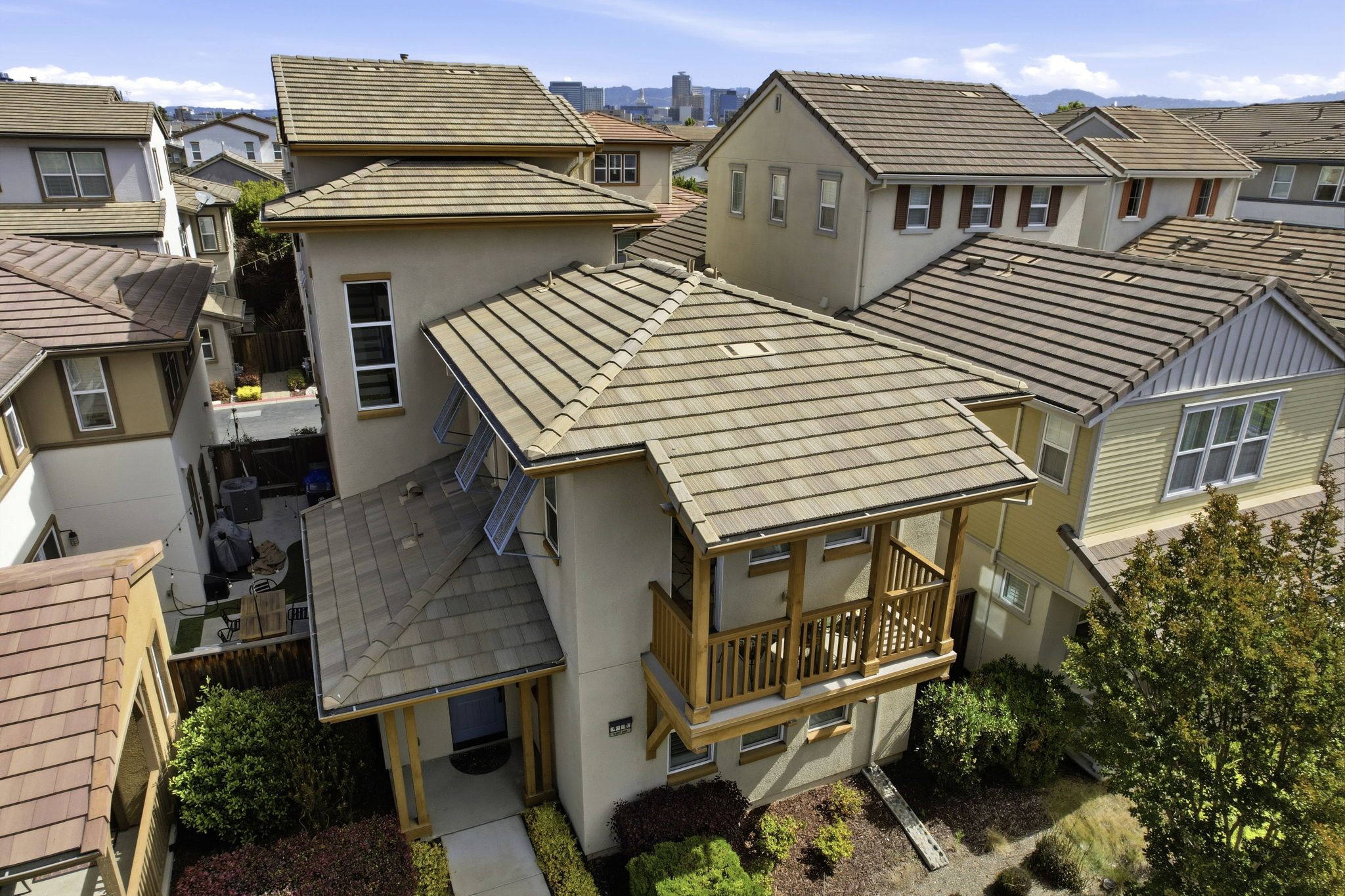 002_F8_AERIAL_416 Dewitt Ln