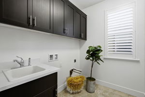 033_F8_416 Dewitt Ln