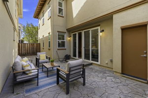 037_F8_416 Dewitt Ln