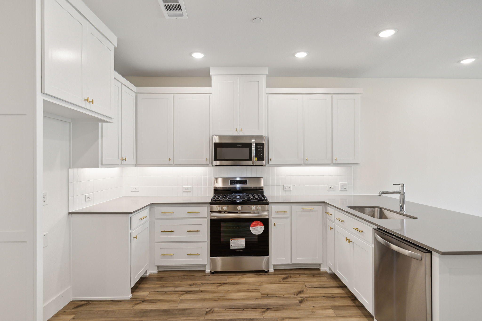 416Parkside_013