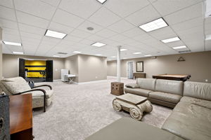  Photo 63