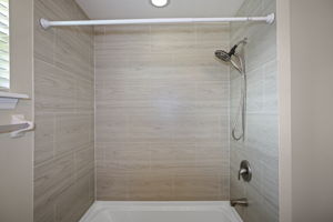 Bathroom 2 - 495A8549 (1)