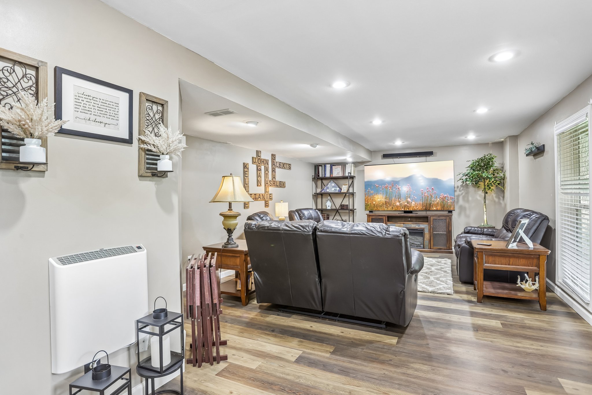 Winwood Cir-S1206-030.jpg